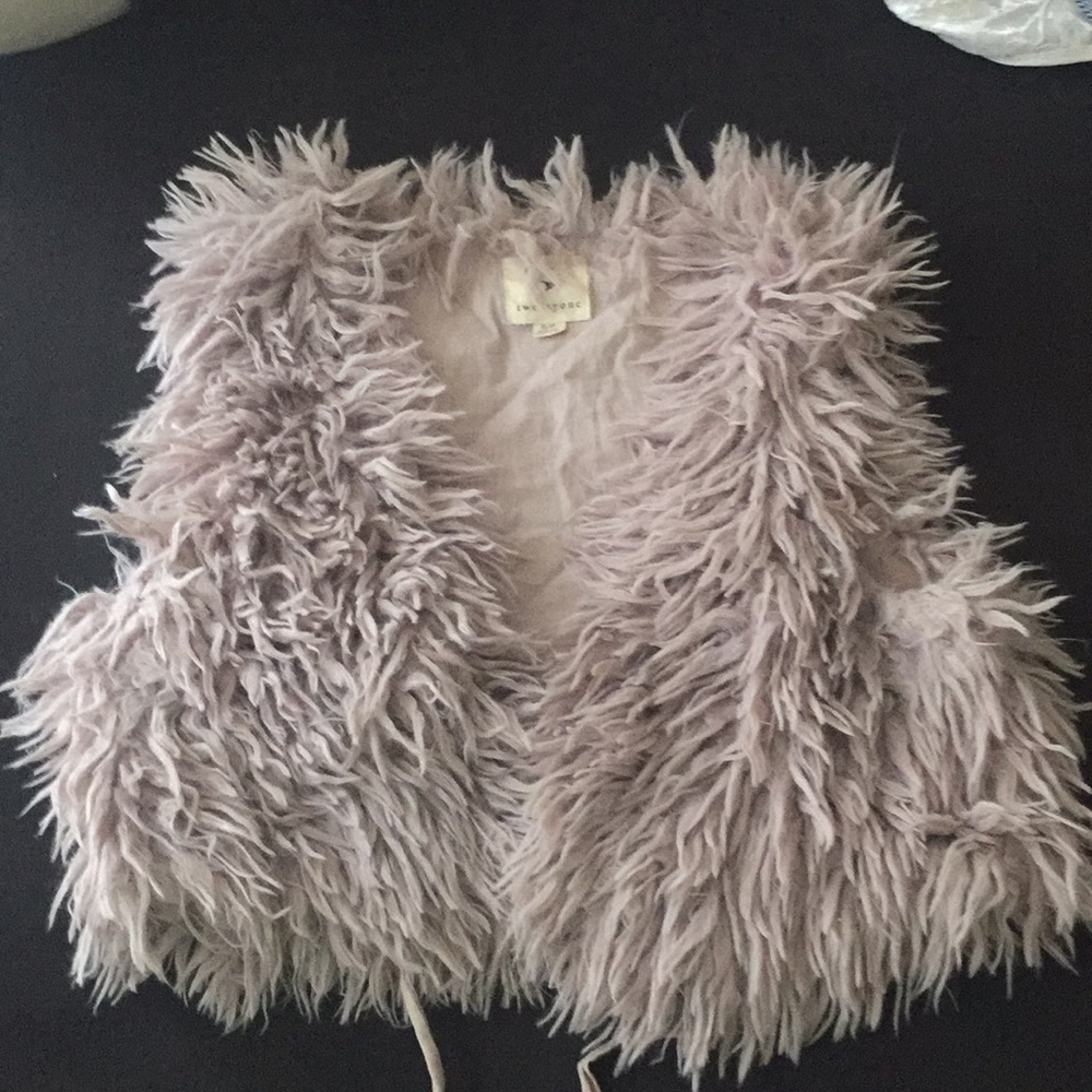 Forever 21 Shaggy Fur Crop Vest